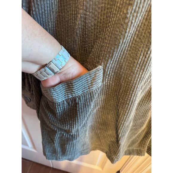 Women Within Corduroy Shacket Warm Pleat-Back Jacket Army Green Sz. 3X (30-32) - Picture 8 of 12